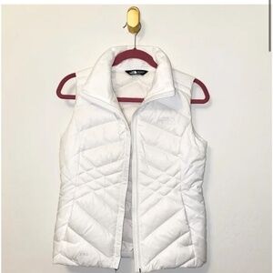 The North Face 550 Puffer Vest Size XS